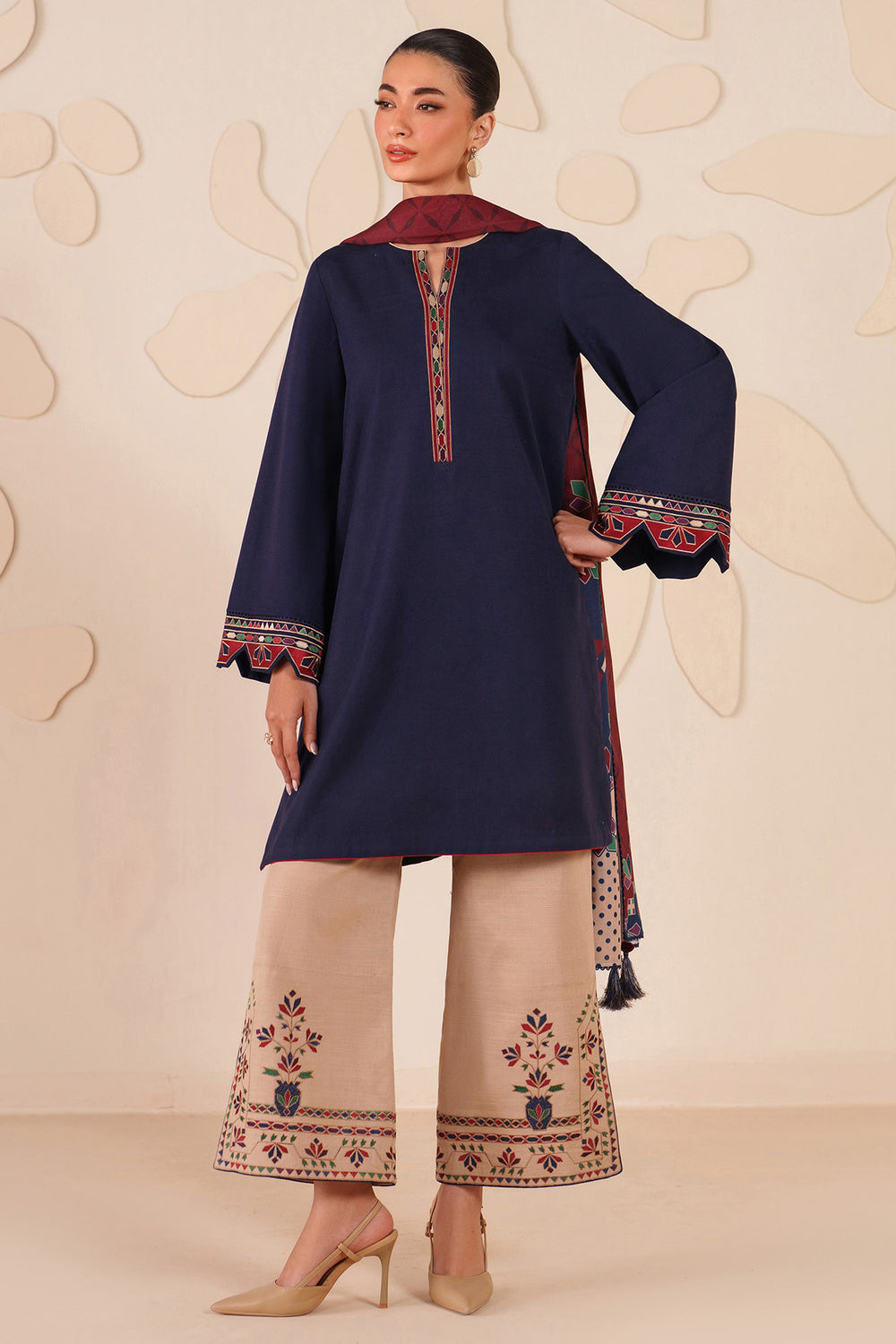 Jazmin | Winter 25 |  UW-0219