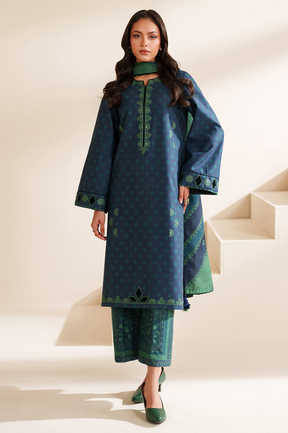 Jazmin | Winter 25 | UW-0222