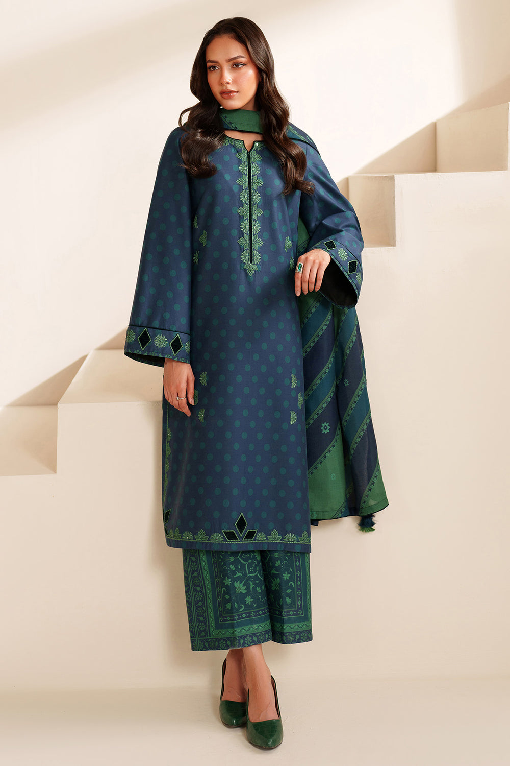Jazmin | Winter 25 | UW-0222