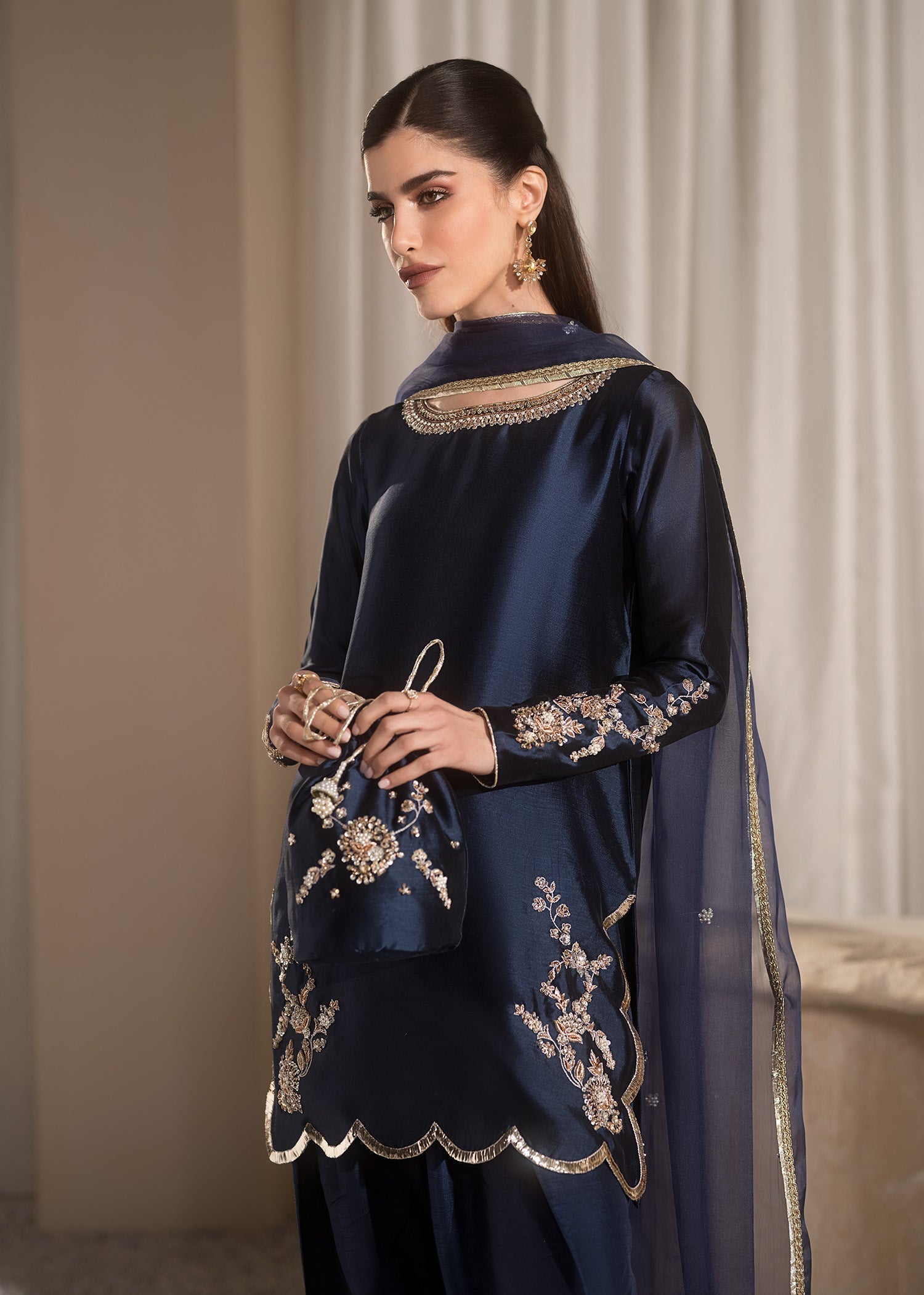 Mahum Asad | Breaking the Bar | Diva