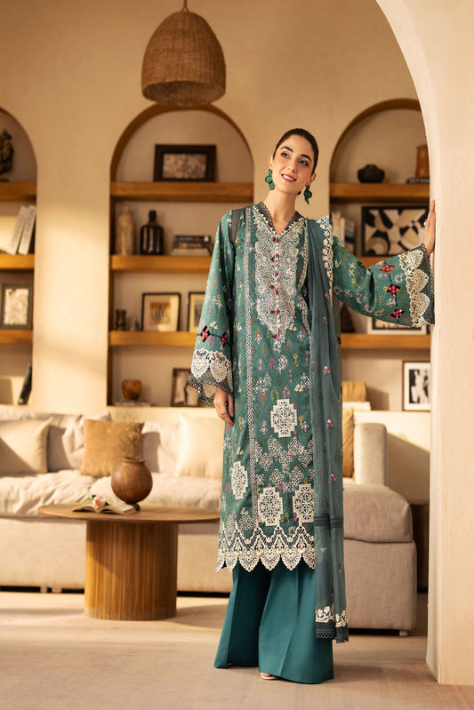 Maryam Hussain | Luxury Lawn 25 | Seashell - House Of Anaya
