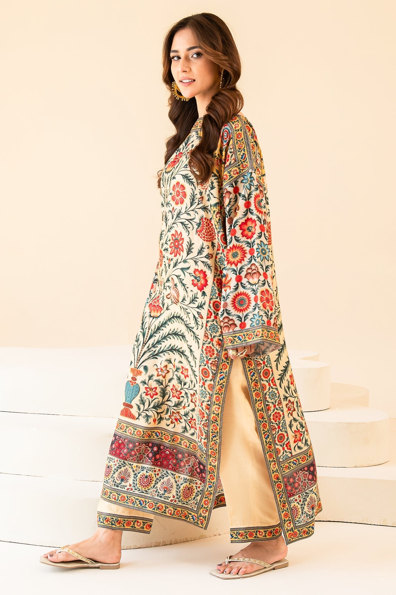 Faiza Faisal | Day Out | RIAN