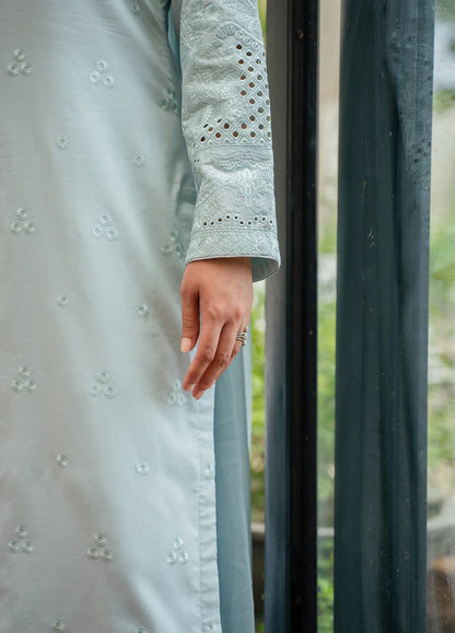 Gulaal | Embroidered Basics | Waterlily