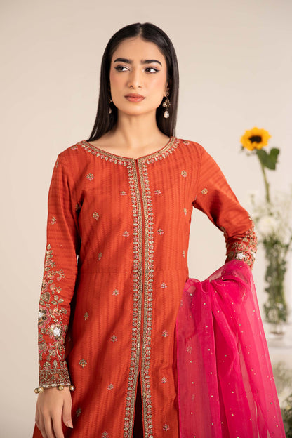 Maira B | Ready to Wear | DW-EF25-21