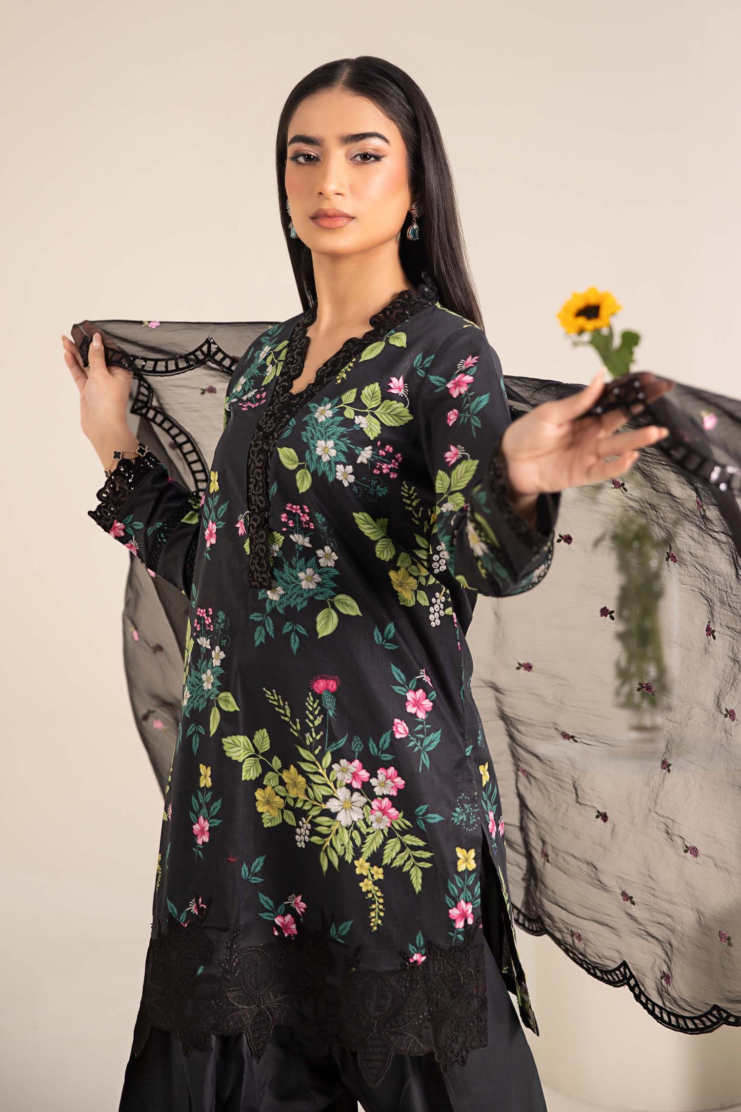 Maira B | Ready to Wear | DW-EF25-27