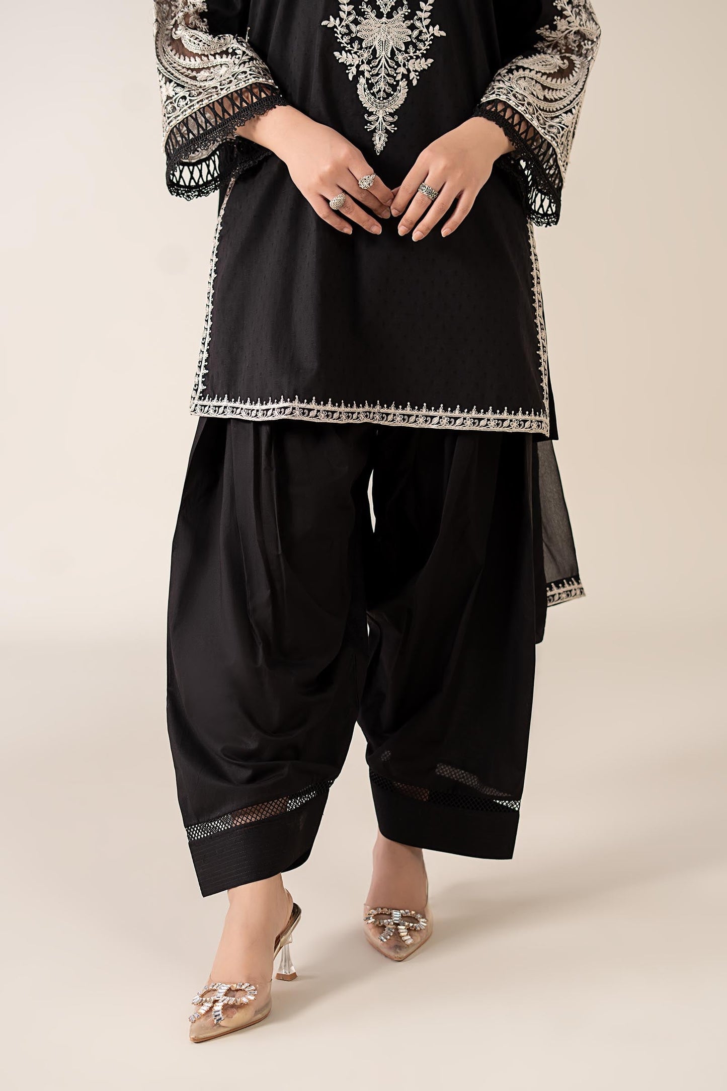 Maria B | Luxury Winter Pret 25 | DW-MN25-12-Black