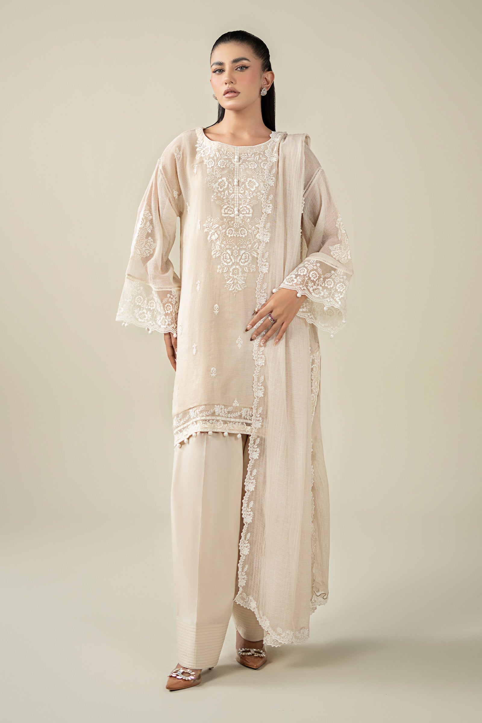 Maria B | Luxury Winter Pret 25 | DW-EA25-123-Off White
