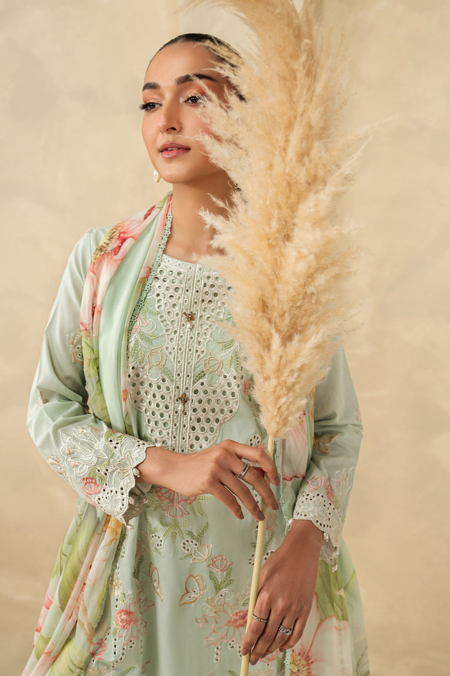 Maria B | Eid Collection 26 | DW-EA26-15