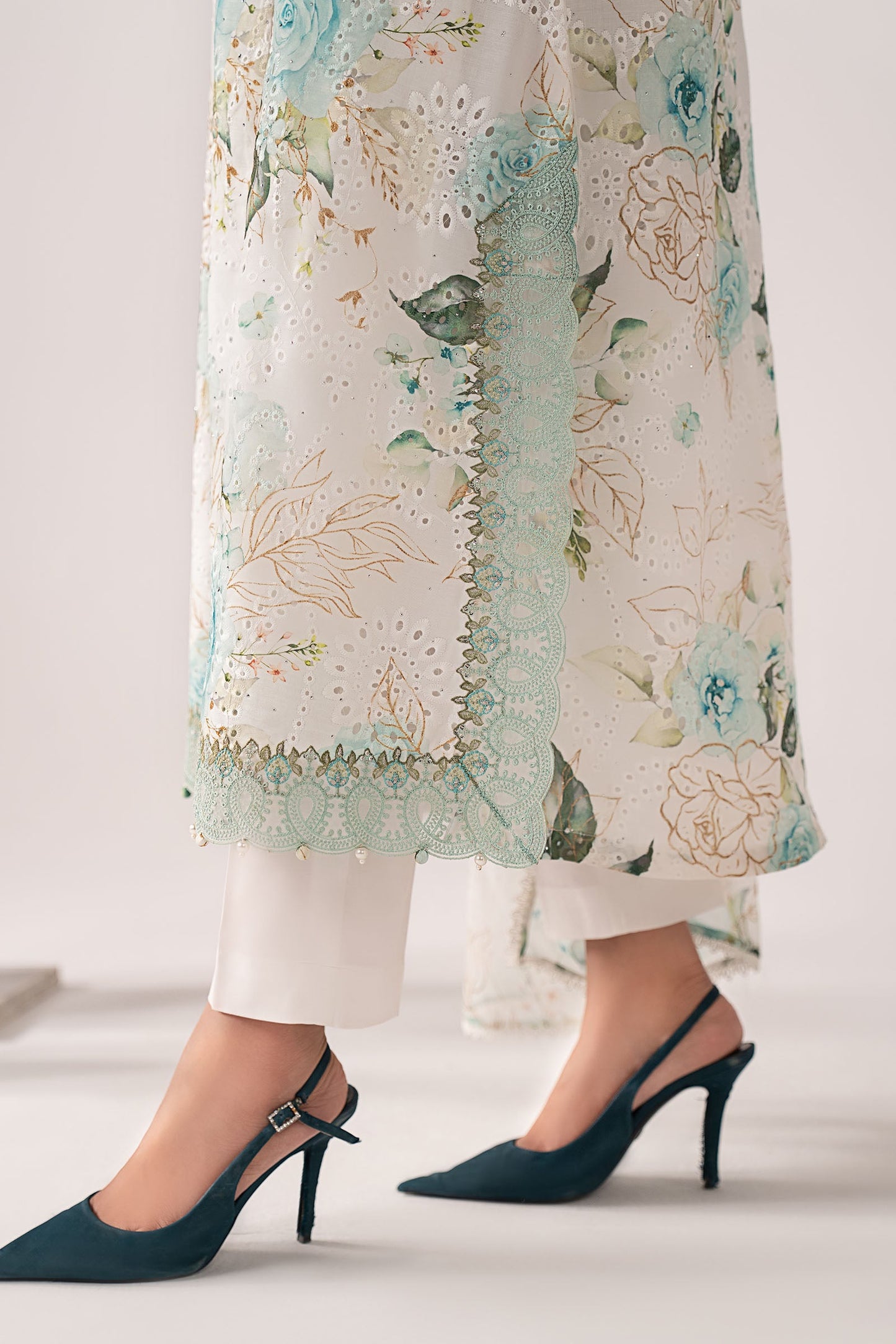 Maria B | Eid Collection 26 | DW-EA26-34