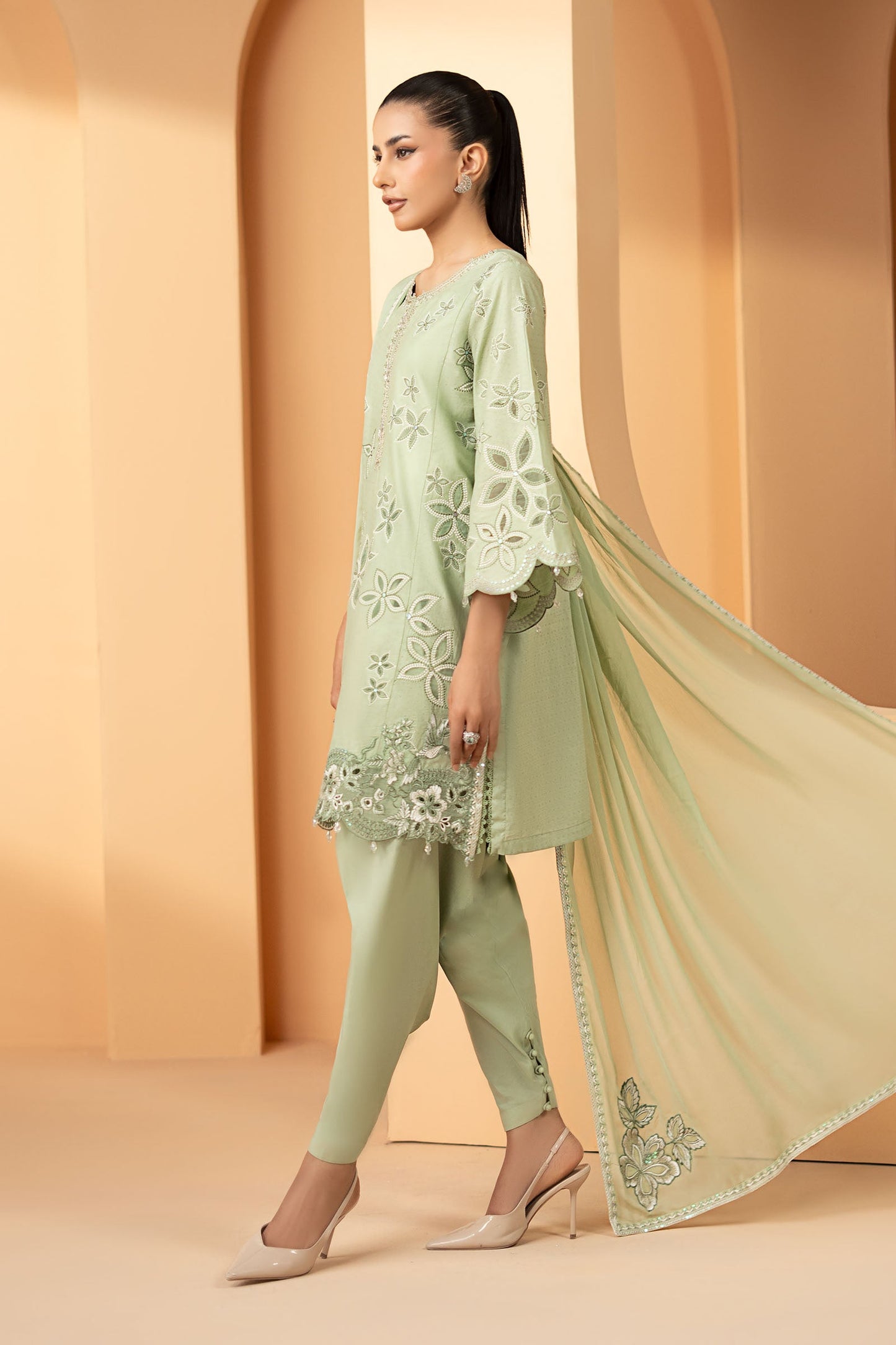 Maria B | Eid Collection 26 | DW-EF26-102