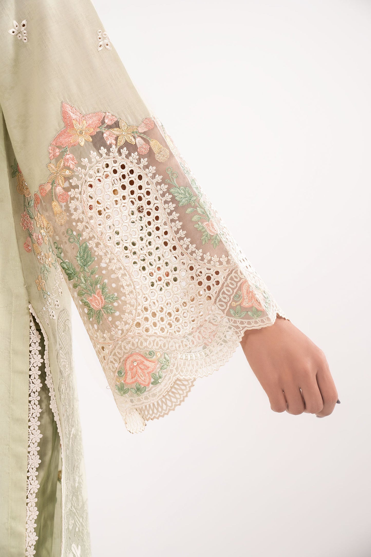 Maria B | Eid Collection 26 | DW-EF26-137