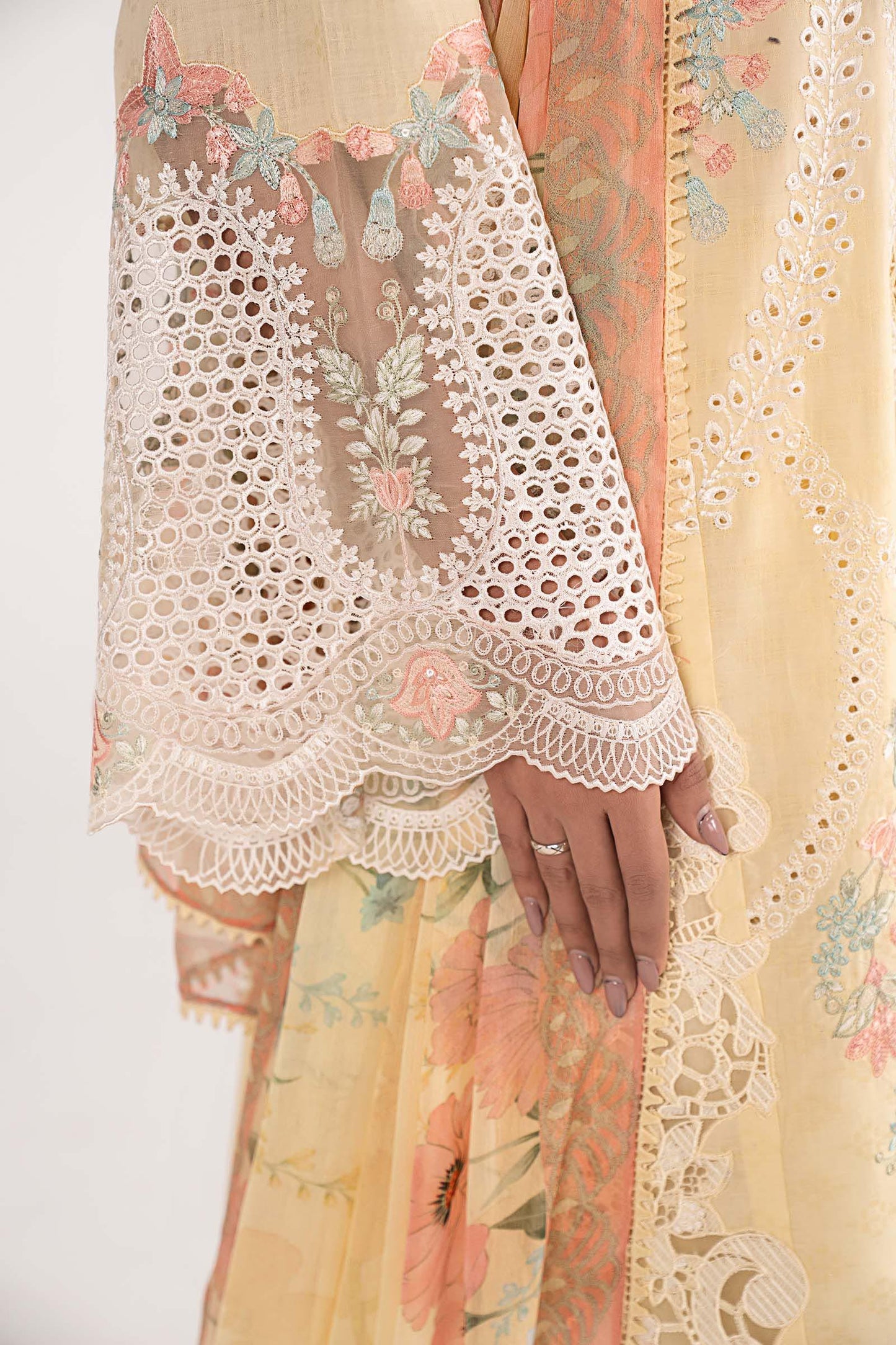 Maria B | Eid Collection 26 | DW-EF26-137