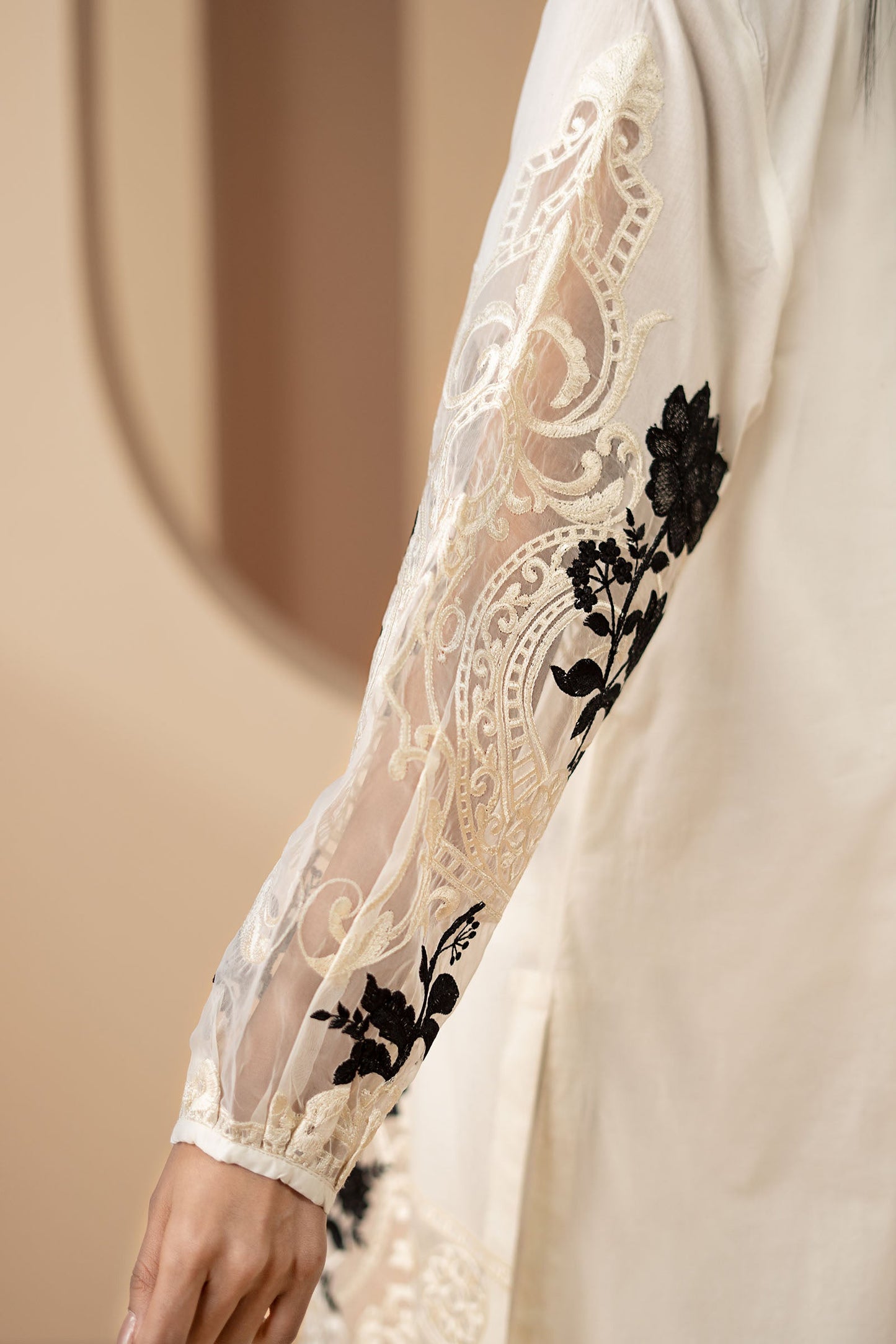 Maria B | Eid Collection 26 | DW-EF22-33R1