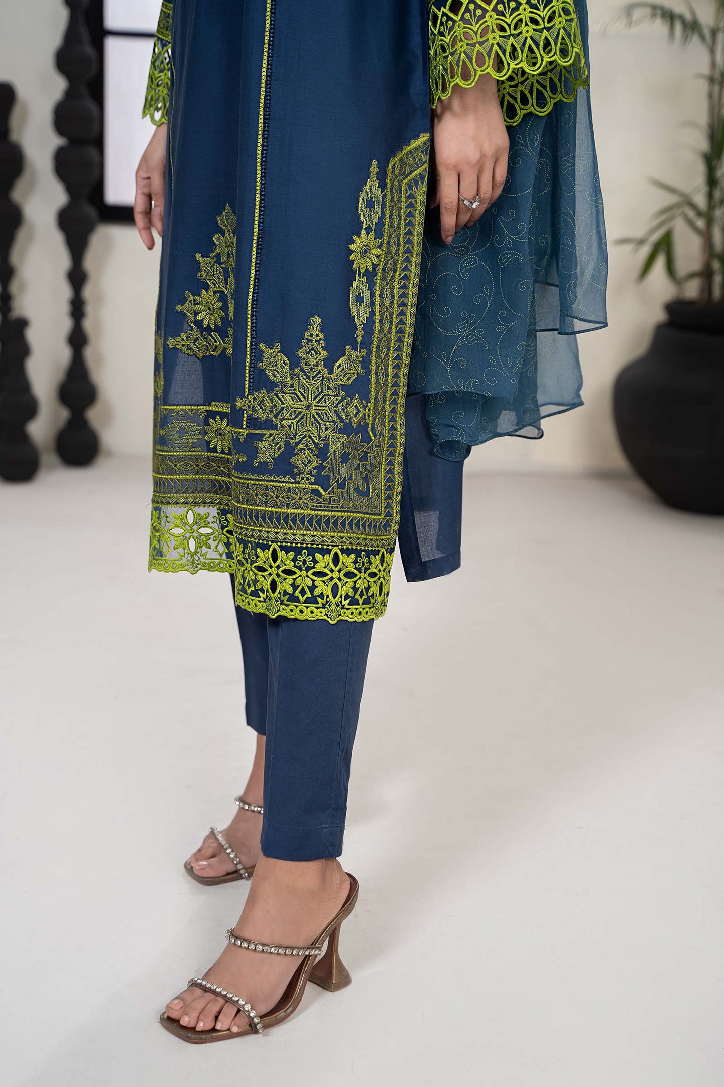 Maira B | Ready to Wear | DW-EF24-103