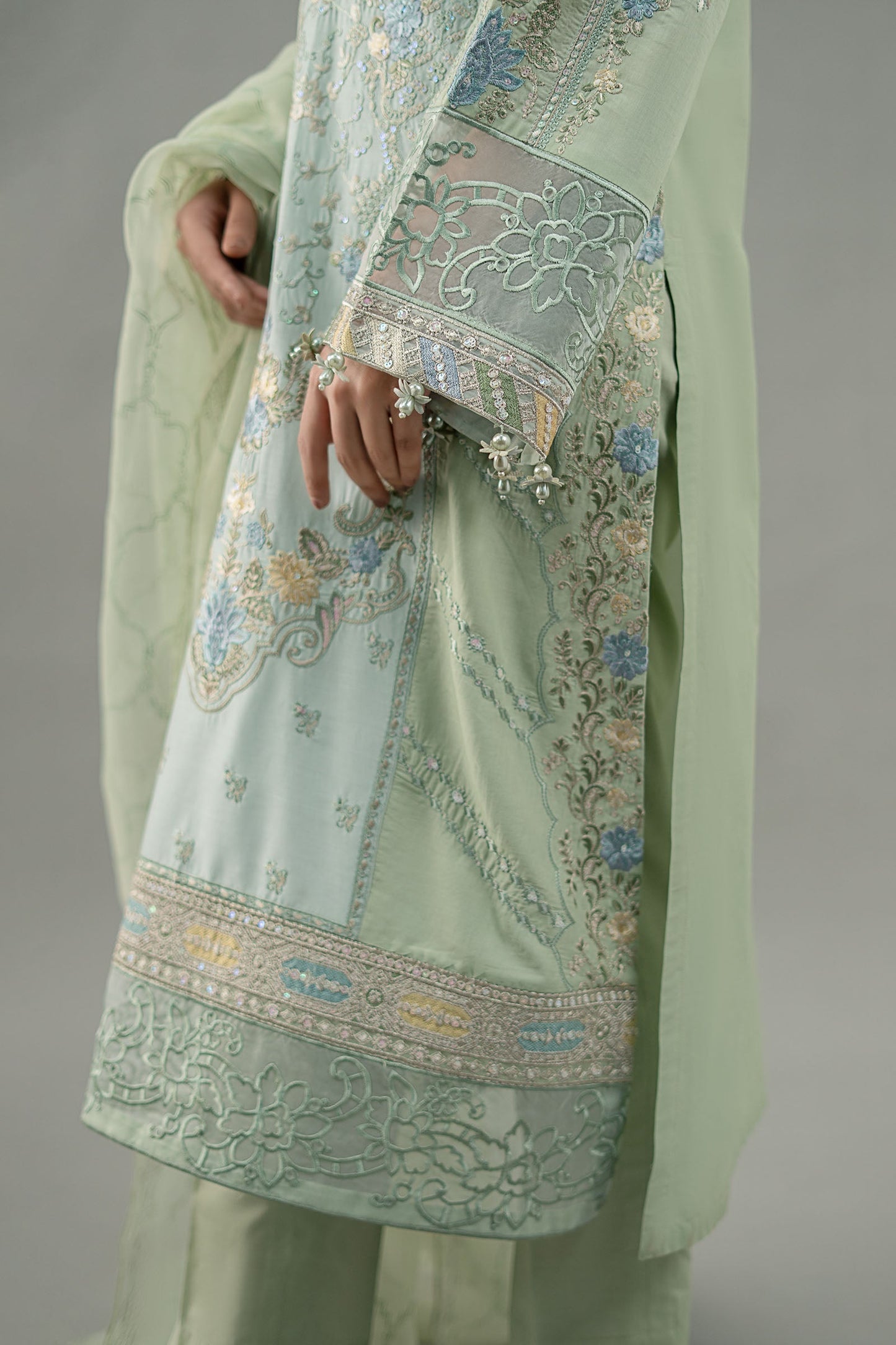 Maira B | Ready to Wear | DW-EF25-69