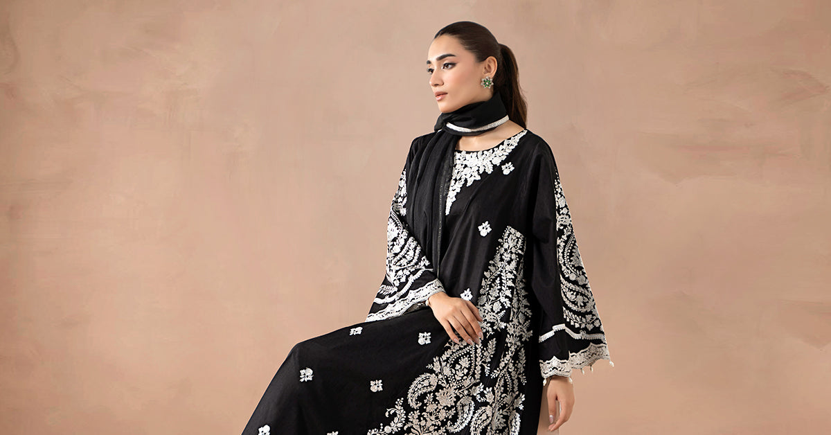 Maria B | Luxury Winter Pret 25 | DW-MN24-04R1-Black