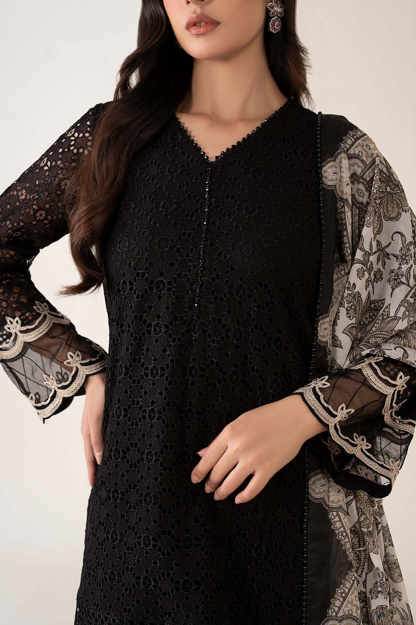 Maria B | Luxury Winter Pret 25 | DW-MN24-10R1-Black