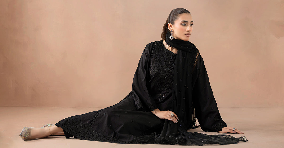 Maria B | Luxury Winter Pret 25 | DW-MN24-12R1-Black