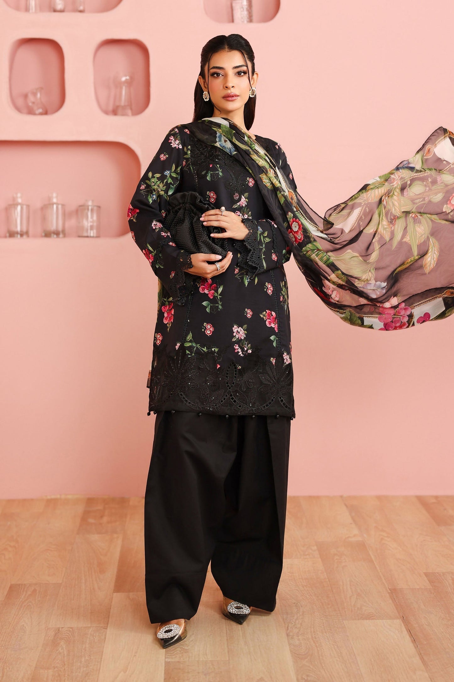 Maria B | Luxury Winter Pret 25 | DW-PF25-06-Black