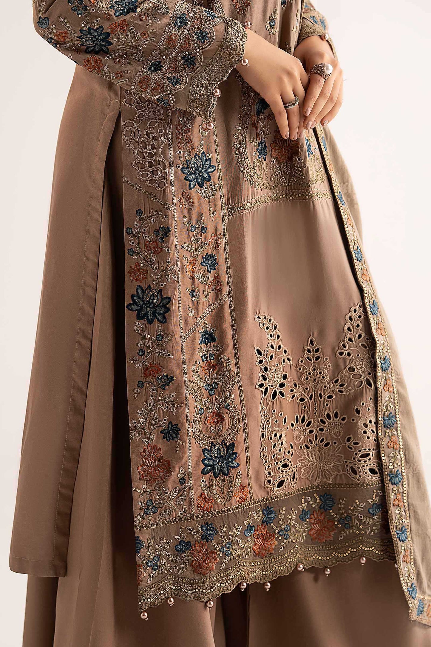 Maria B | Eid Collection 26 | 3 Piece Embroidered Linen Suit