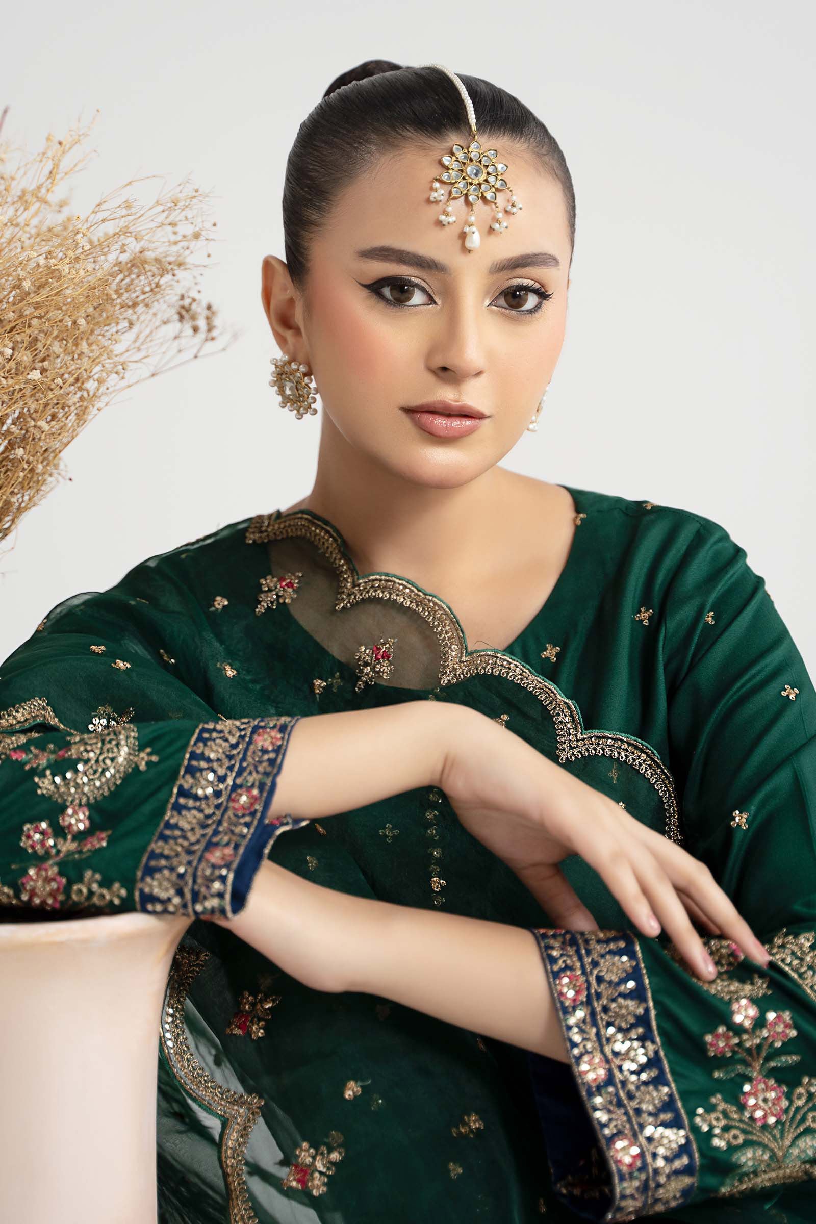 Maria B | Pre Fall Dresses | 3 Piece Embroidered Linen Suit ZC