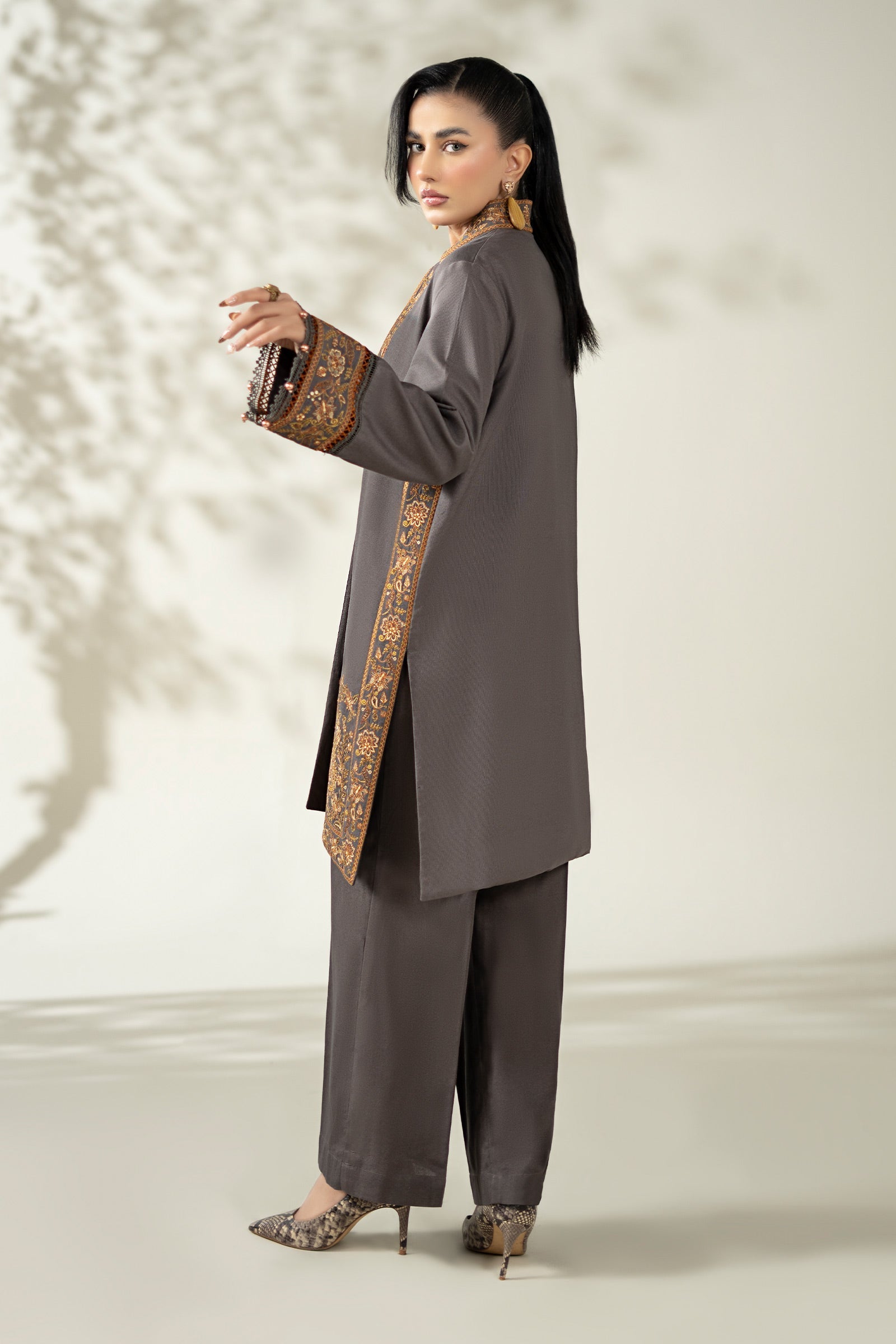 Maria B | Pre Fall Dresses | 3 Piece Embroidered Khaddar Suit ZZ