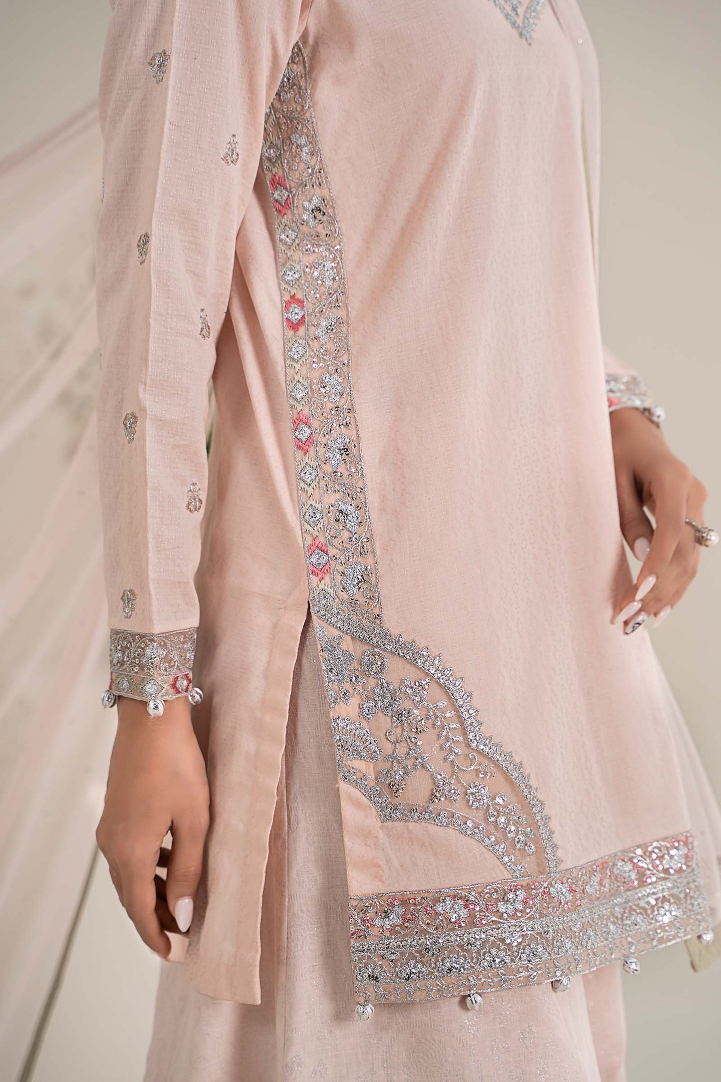 Maira B | Ready to Wear | DW-EF25-61