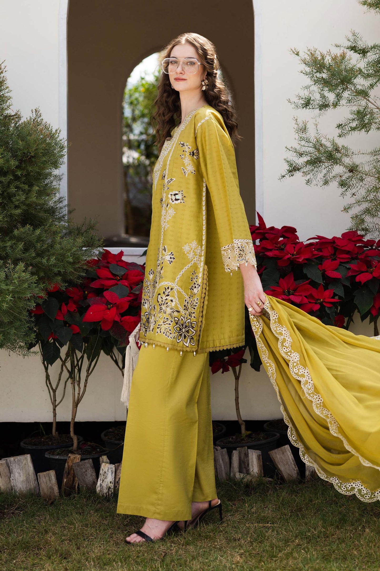 Maria B | Eid Collection 26 | DW-EF26-104