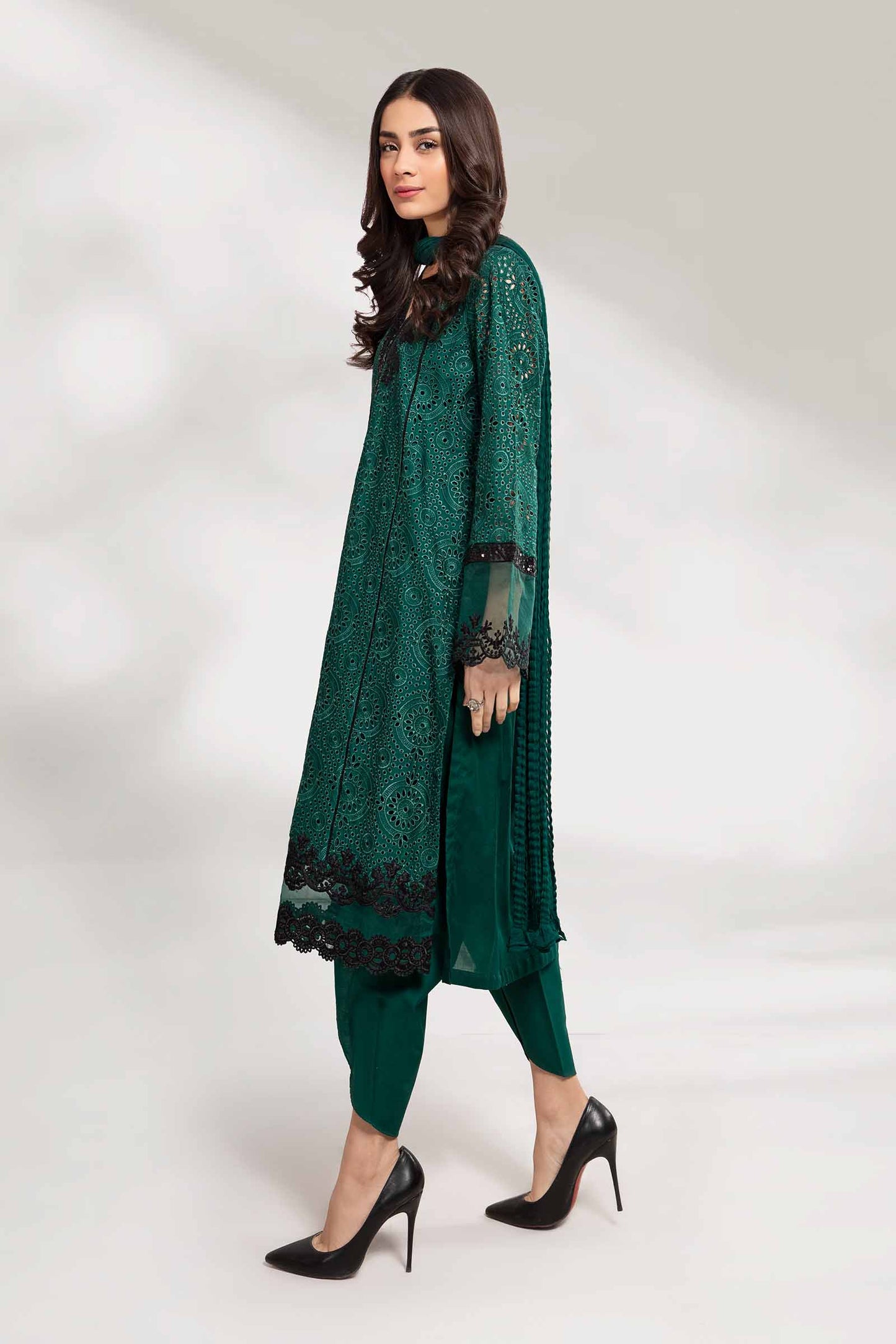 Maria B | Eid Collection 26 | DW-EF22-09R1
