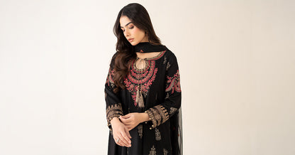 Maria B | Luxury Winter Pret 25 | DW-EF22-13R1-Black