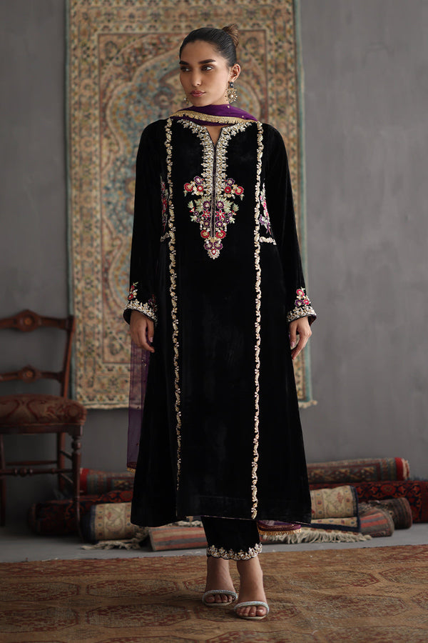 Sana Abbas | Velvet Formals | DELILAH - House Of Anaya