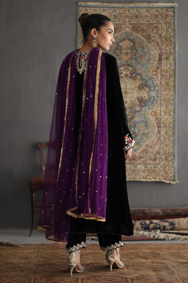 Sana Abbas | Velvet Formals | DELILAH - House Of Anaya