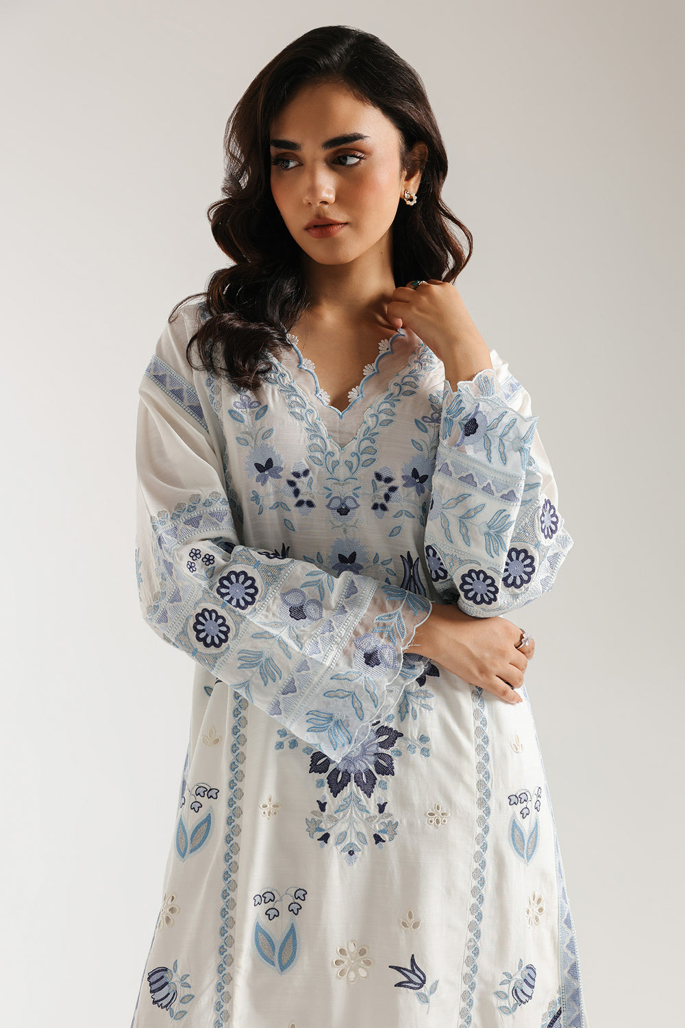 Ethnic | Rozana Collection 25 | Embroidered Dress 17A