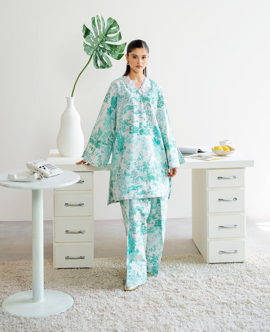 Republic Womenswear | Essentials 25 | ES-187