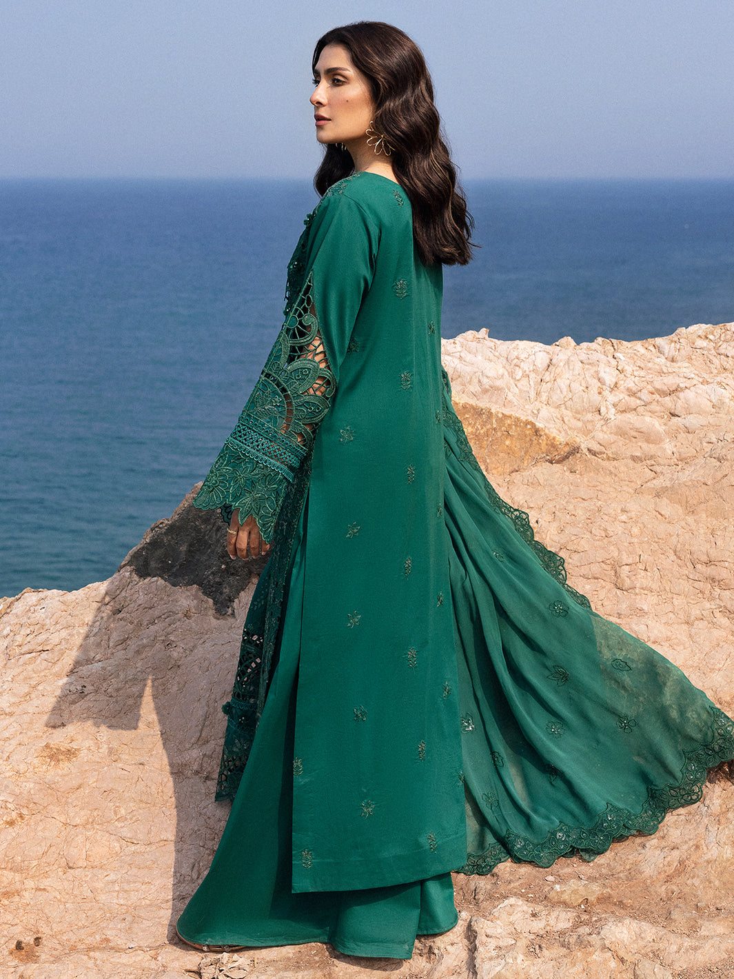 Mahnur | Sirena Luxury Lawn 25 | Eirene - House Of Anaya