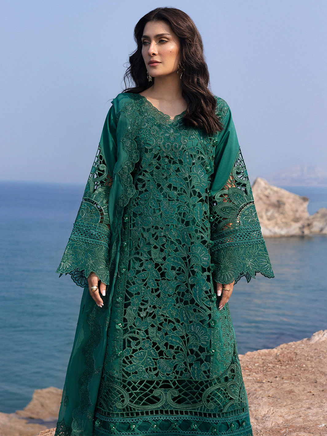 Mahnur | Sirena Luxury Lawn 25 | Eirene - House Of Anaya