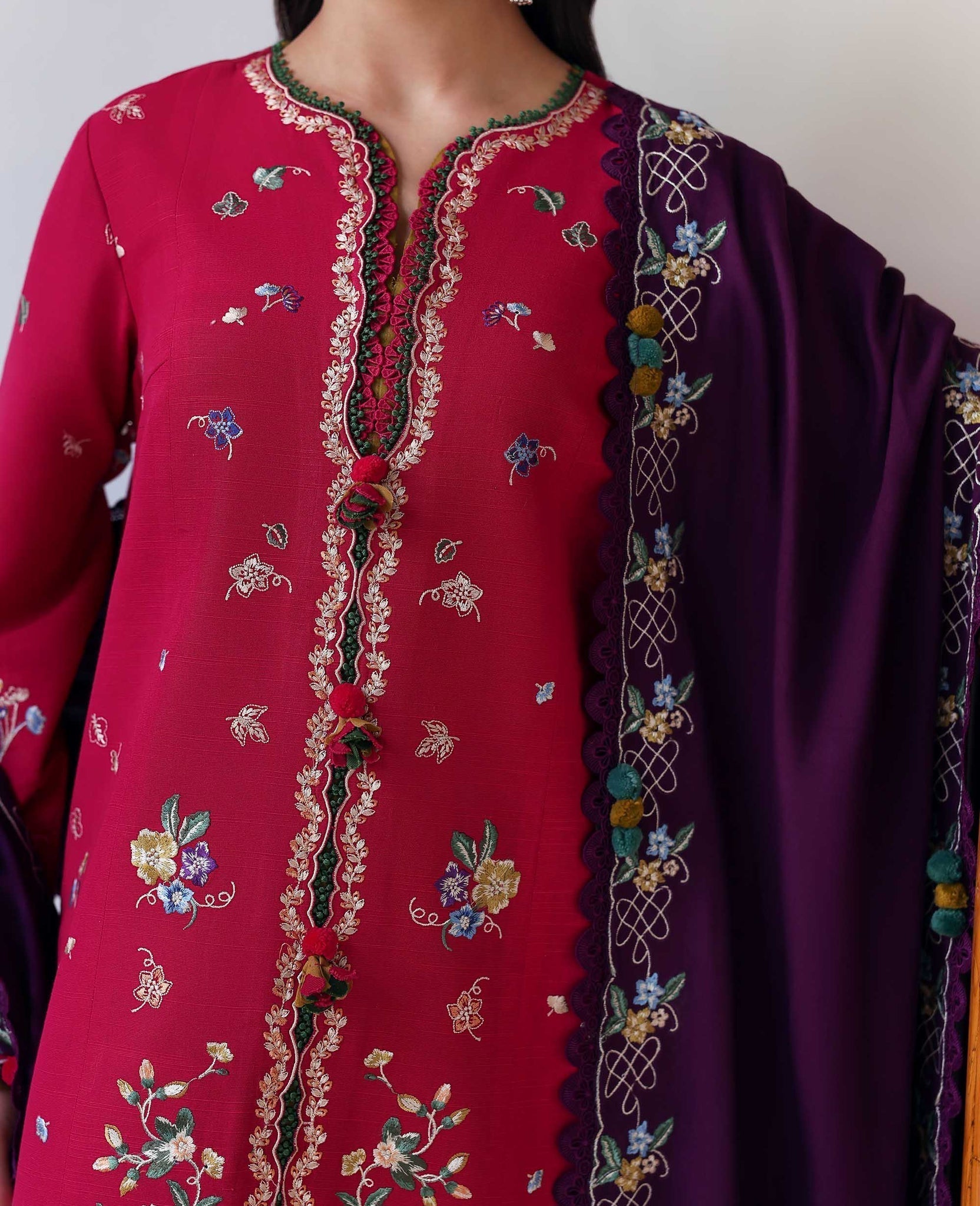Republic Womenswear | Amaris Luxury Shawl 25 | Elaria