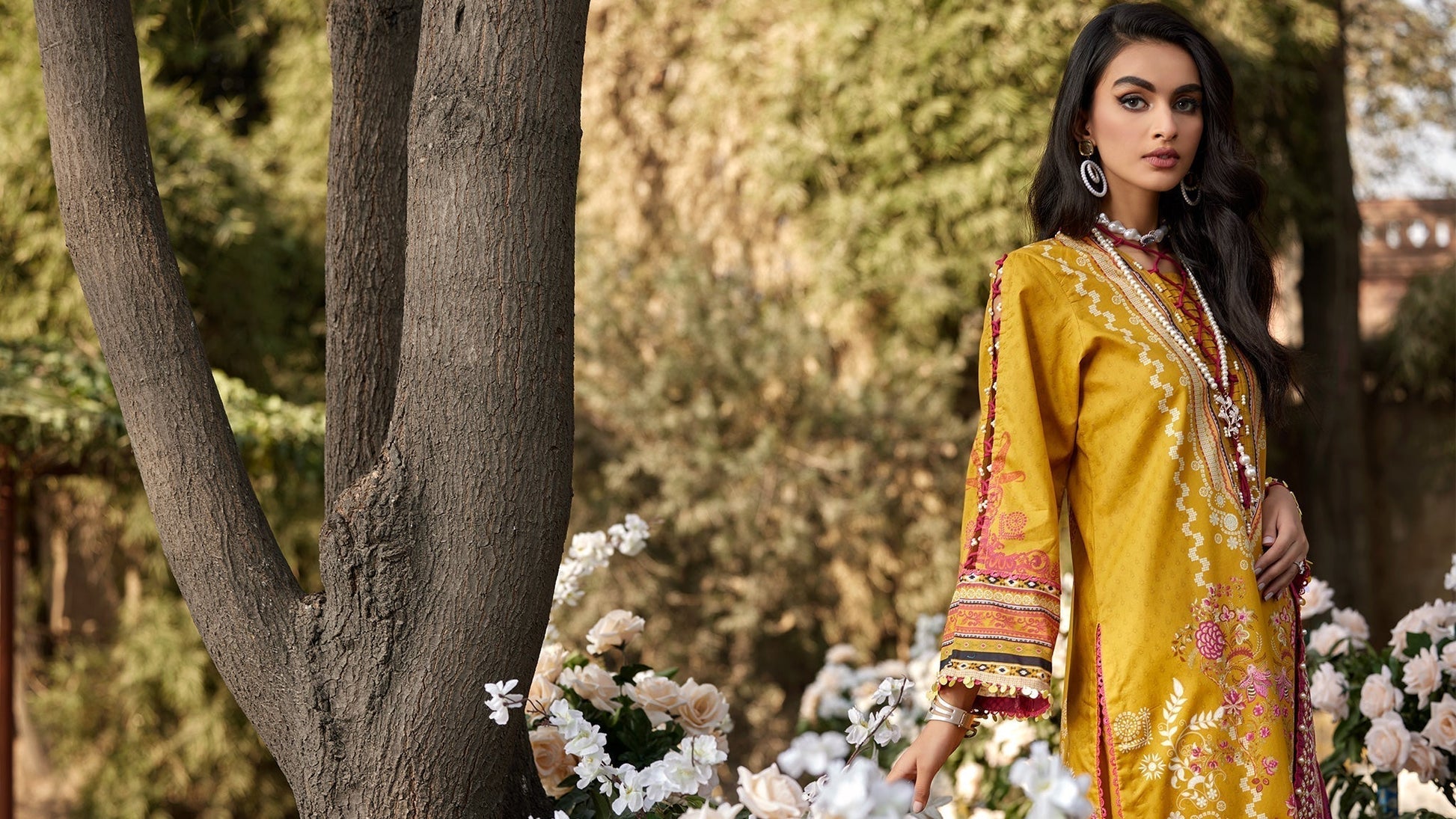 Ellena | Luxury Embroidered Collection | D15 - House Of Anaya