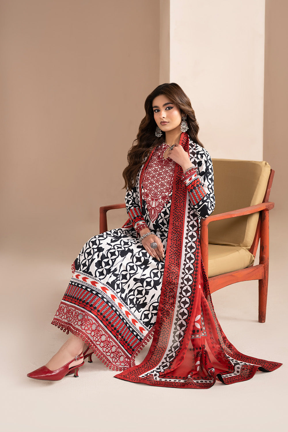 Maryum N Maria | Luxury Stitched | VEENA - FWU6112