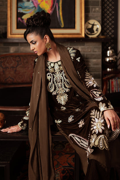 Saira Rizwan | Velvet Pret 25 | GURR-SRVP25-09