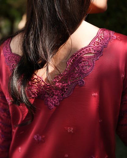 Mushq | Amoi Luxury Lawn | Falling Petals