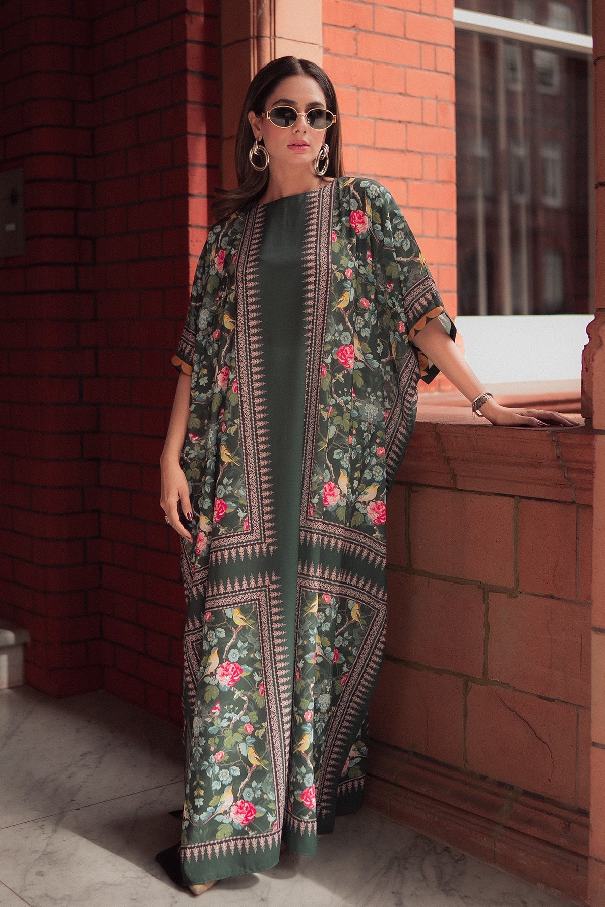 Erum Khan I Kaftan Edit I Flora Flow