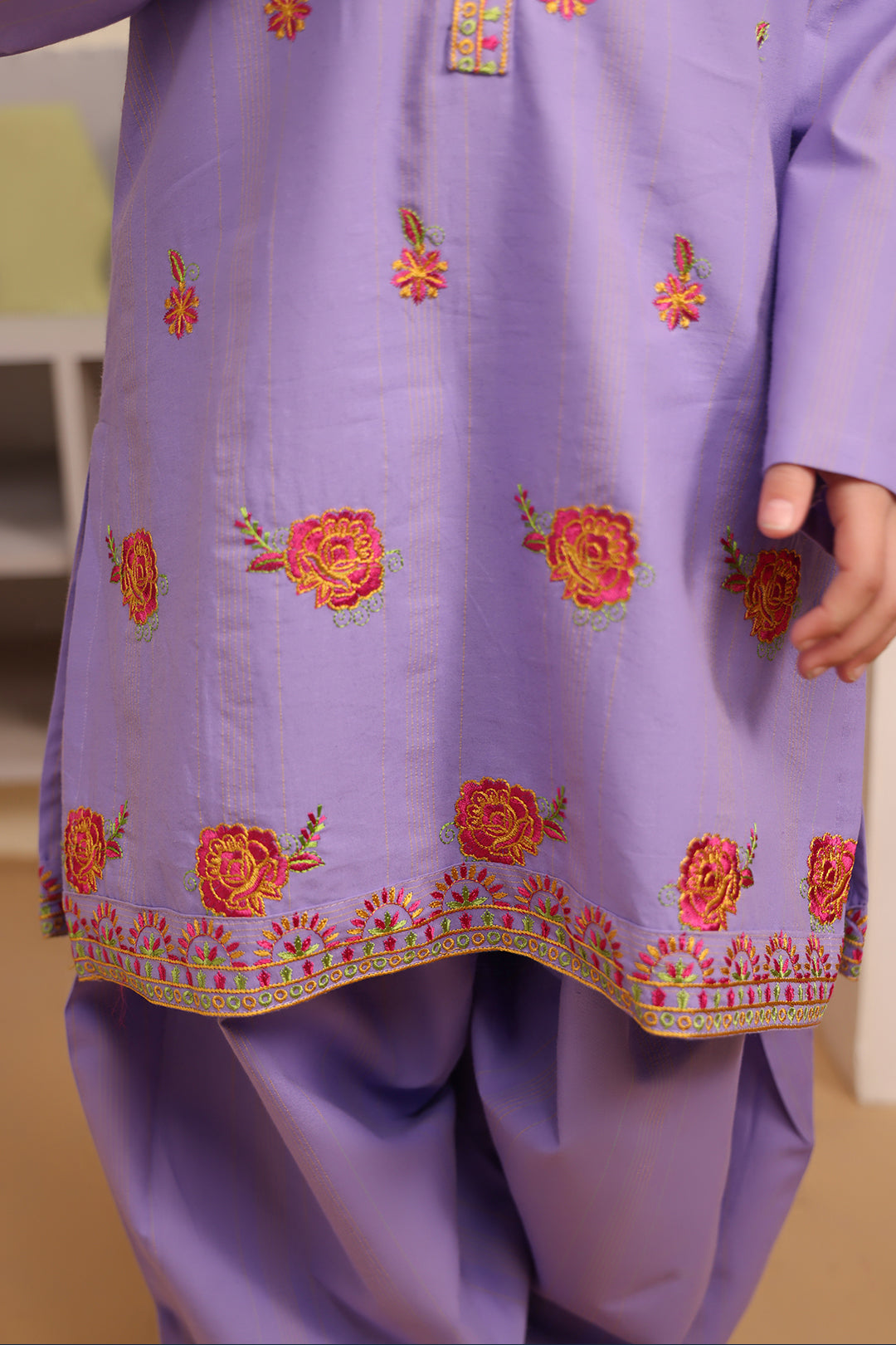 Zellbury Girls | 2 Piece Lawn | Embroidered Kurta Trouser - 2662 - Libasekhas
