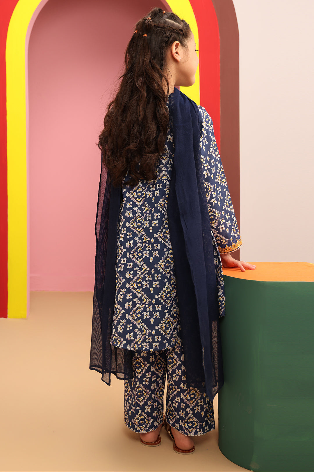 Zellbury Girls | 3 Piece Cambric | Embroidered Kurta Dupatta Trouser - 3821 - Libasekhas