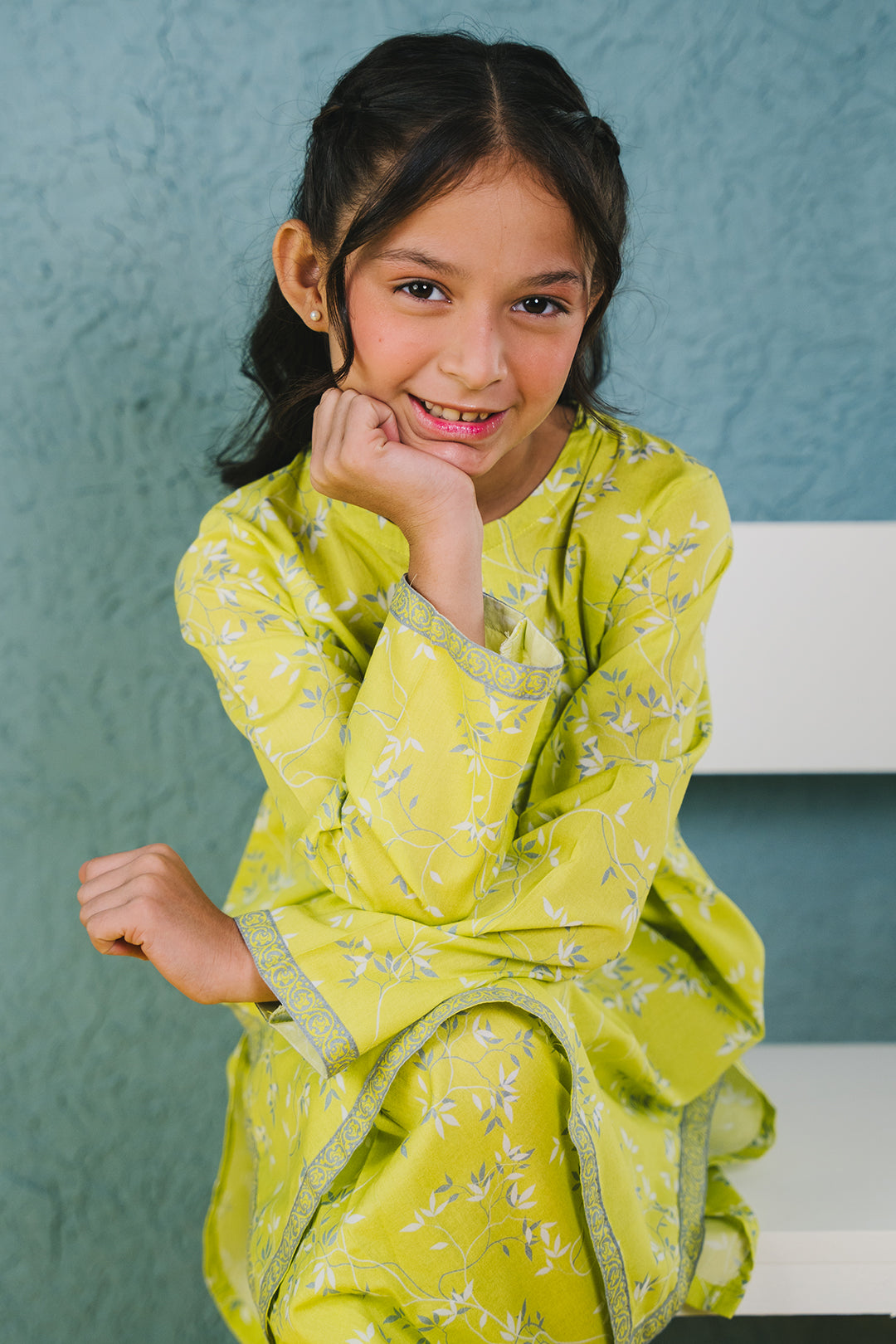 Zellbury Girls | 2 Piece Lawn | Kurta Trouser - 2410 - Libasekhas