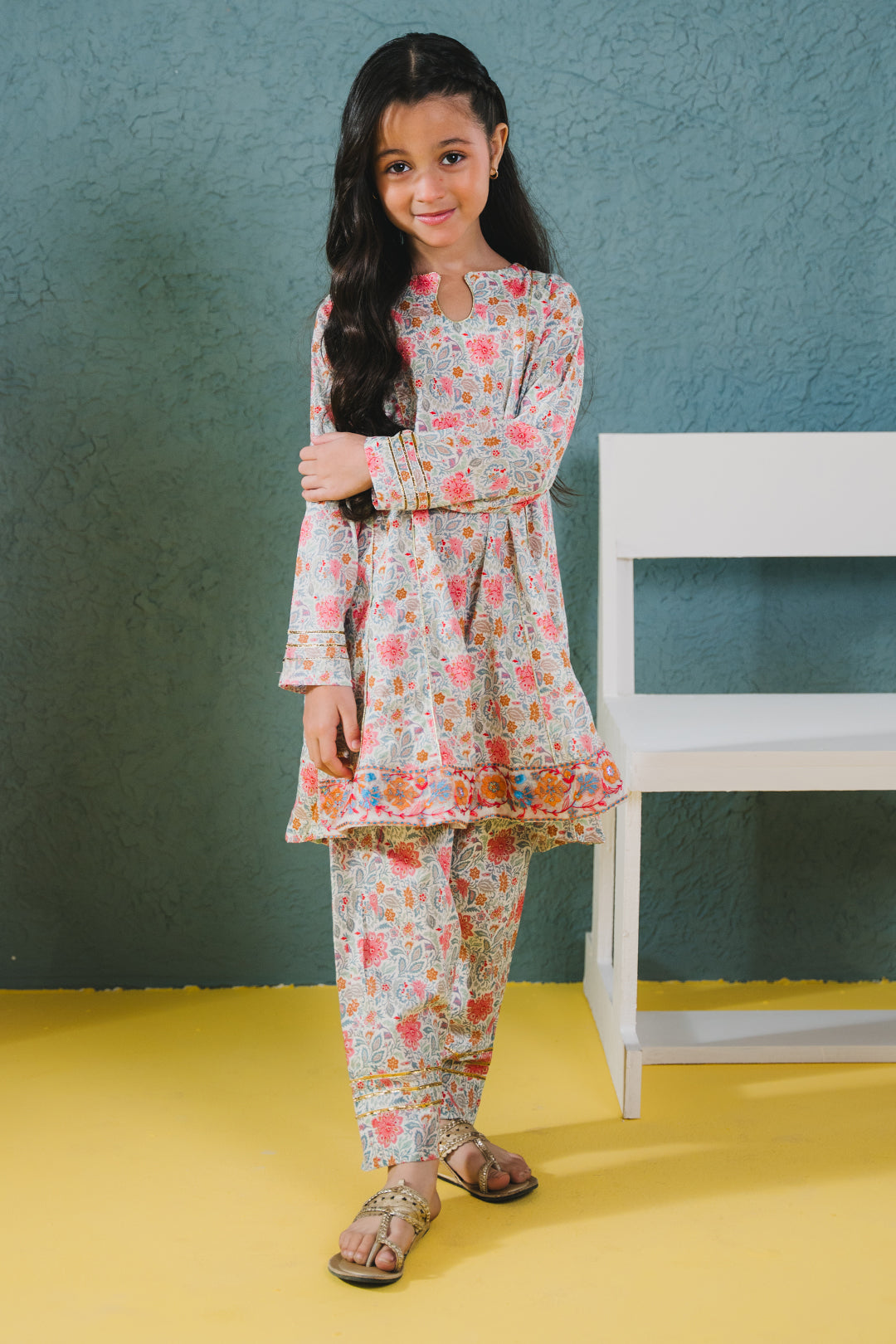 Zellbury Girls | 2 Piece Lawn | Embroidered Kurta Trouser - 2430 - Libasekhas