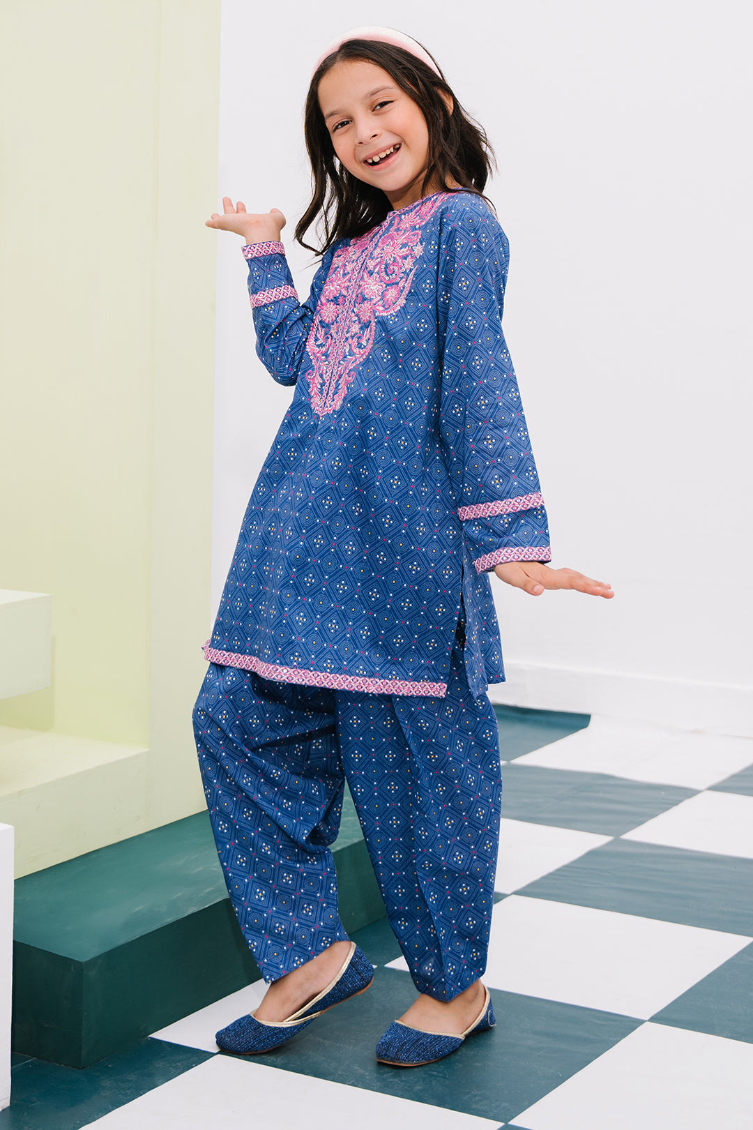 Zellbury Girls | 2 Piece Lawn | Embroidered Kurta Trouser - 2434 - Libasekhas