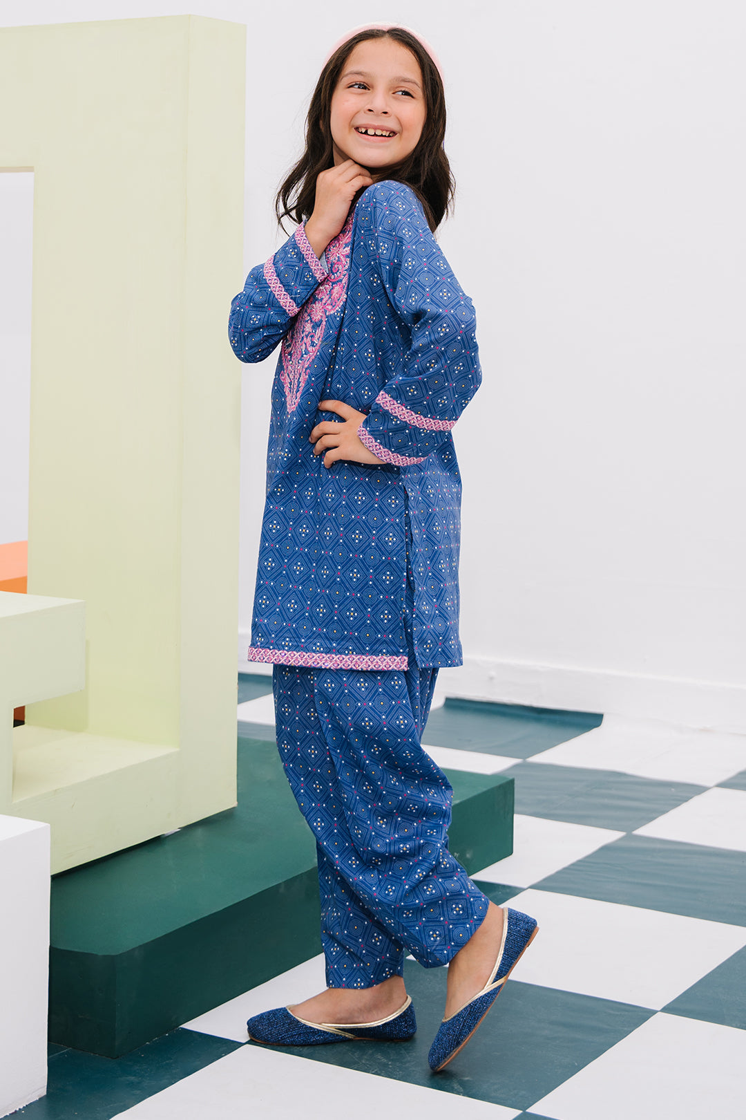 Zellbury Girls | 2 Piece Lawn | Embroidered Kurta Trouser - 2434 - Libasekhas