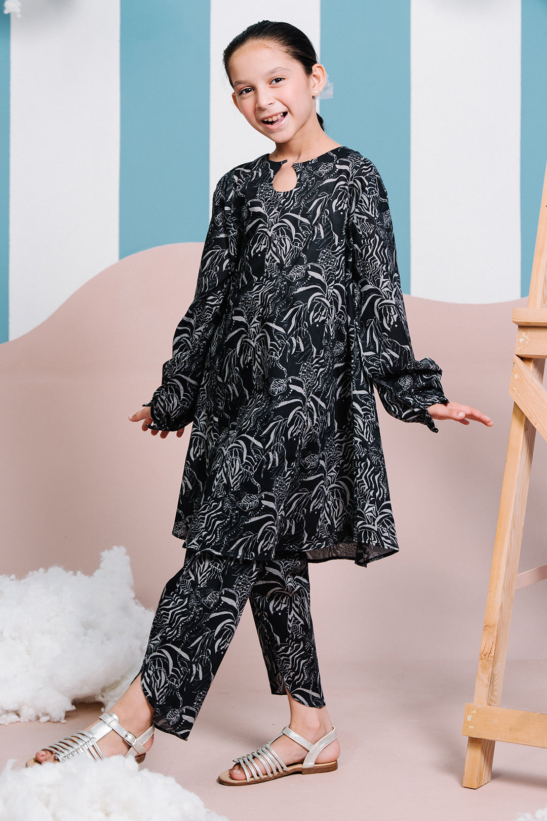 Zellbury Girls | 2 Piece Lawn | Kurta Trouser - 2456 - Libasekhas