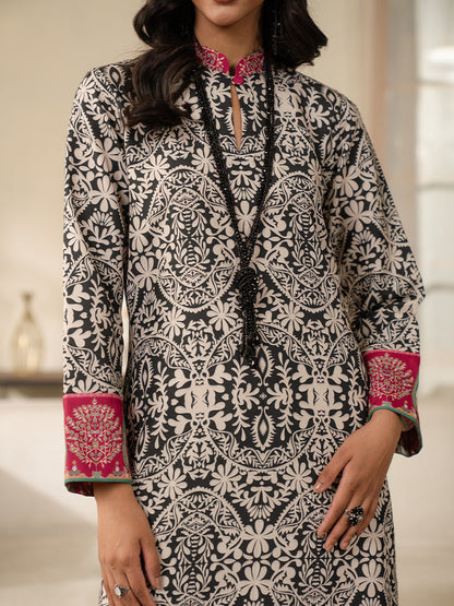 Gulaal | Winter Basics | VYRE